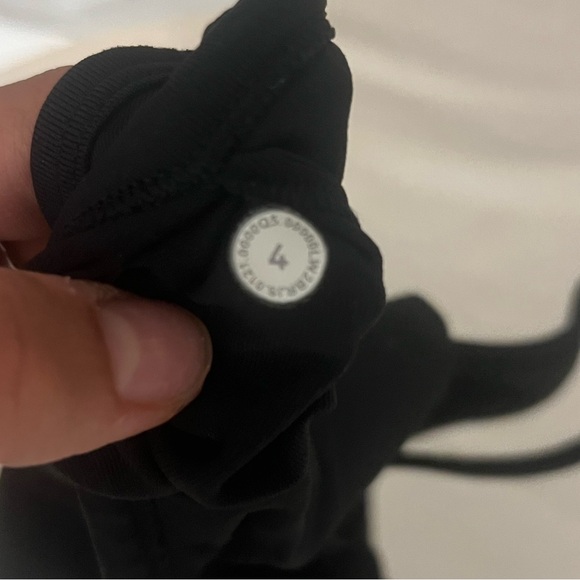 Lululemon Ebb to Street Bra C/D Cup - Picture 8 of 8